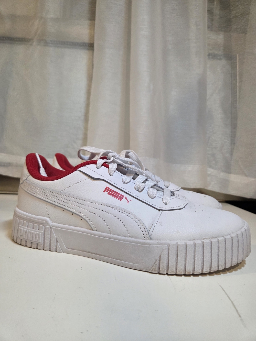 PUMA Carina 2.0 White Red Sneakers Women’s Size 8.5